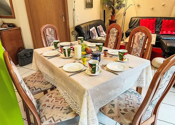 Lenzer Hoeh By Interhome بيت للعطل Lenz